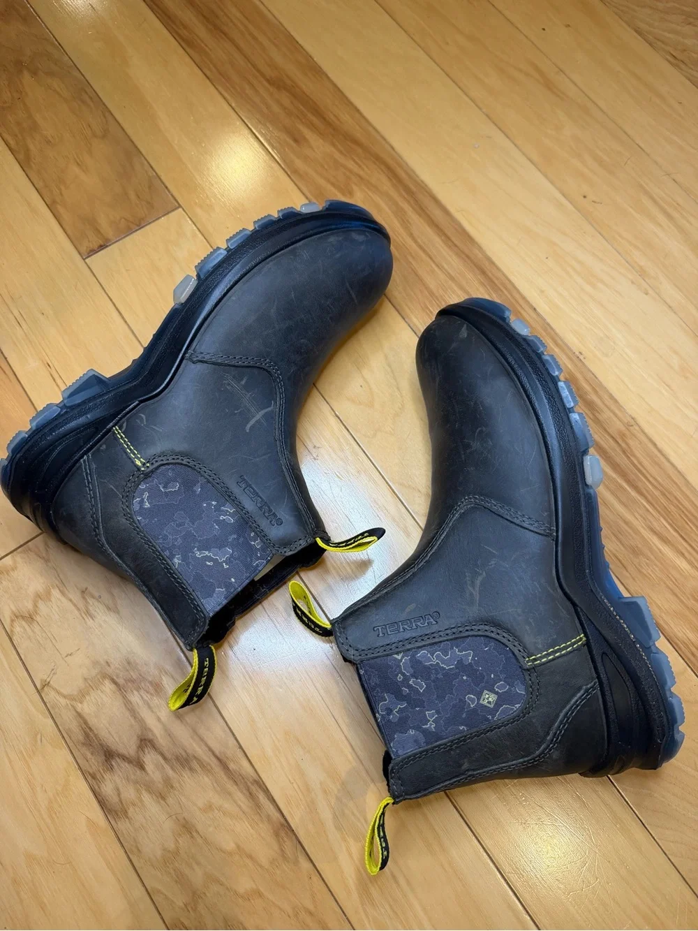 NWOT Terra Murphy Leather Chelsea Work Boots Soft Toe EH M 6.5 /W 8